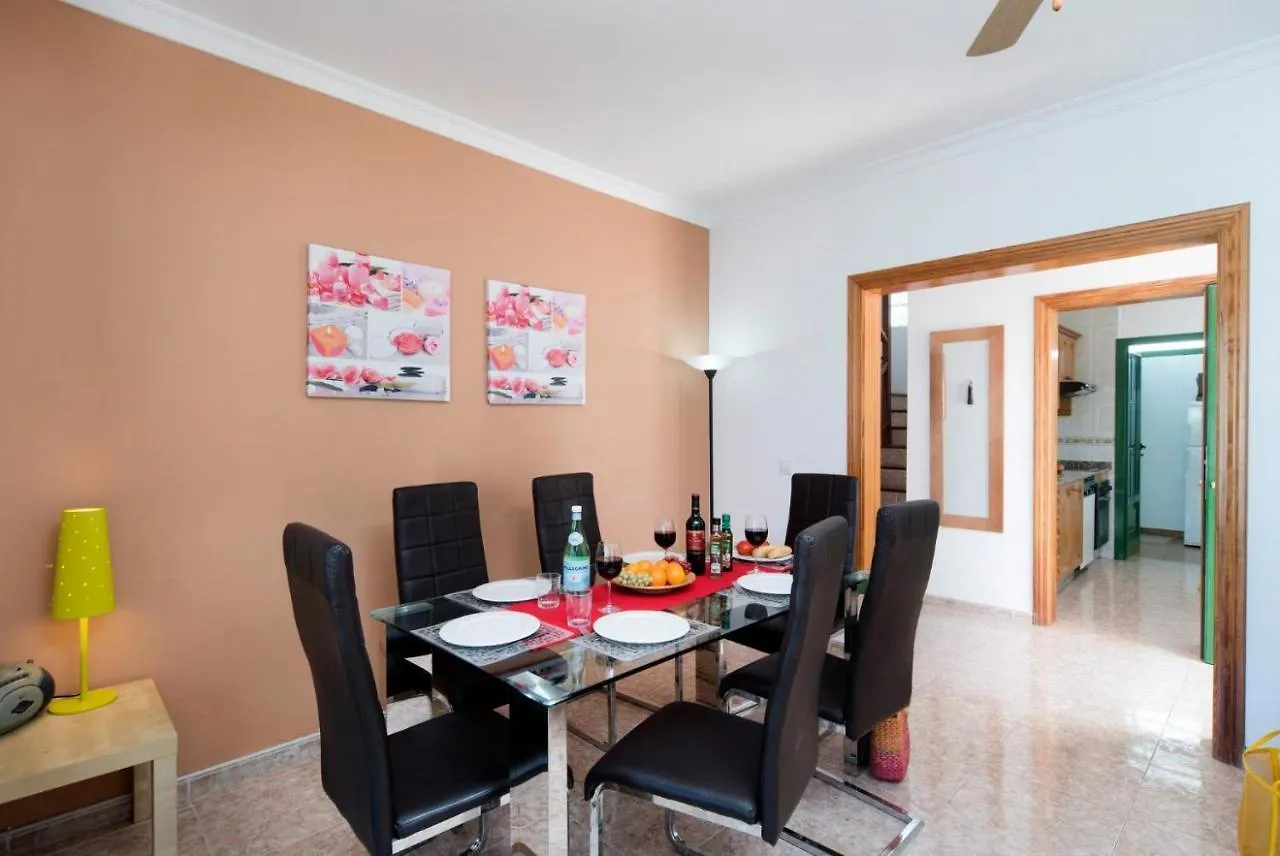 Villa Alegranza Puerto del Carmen  0*, Puerto del Carmen (Lanzarote)